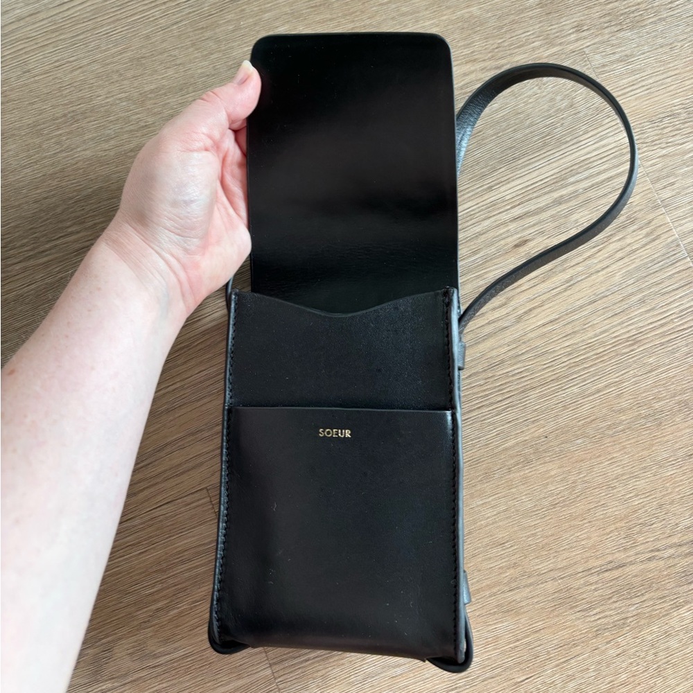 Sœur Crossbody Bag - Picture 5 of 11